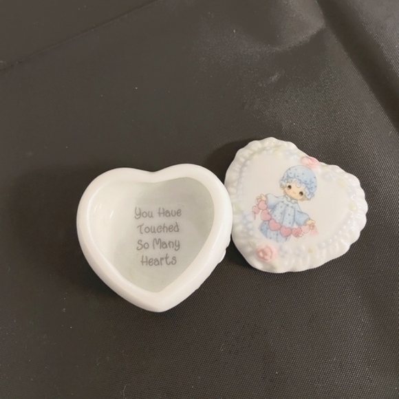 1995 Precious Moment Tricket Box - Picture 3 of 5